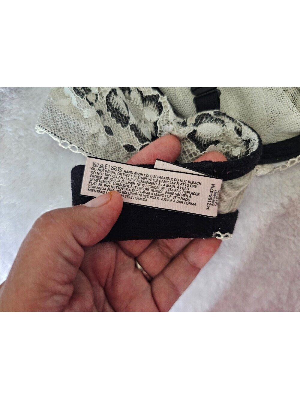 Women's Victoria's Secret Floral Lace Bra Underwire Size 38C Unlined Demi - Picture 15 of 16